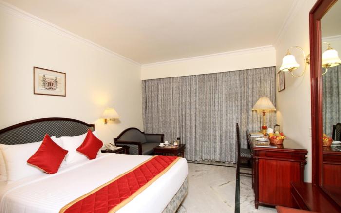The Rialto Hotel