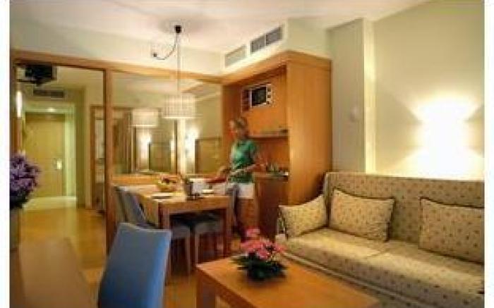 Evenia Olympic Suites