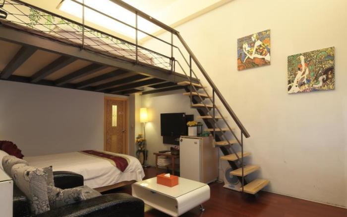 Happiness Yes Story B&B