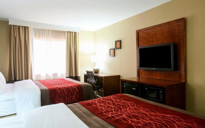 Comfort Inn & Suites Leeds I-20