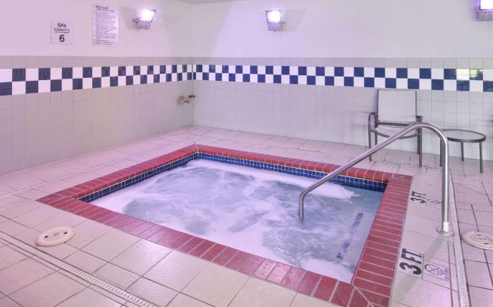 Comfort Inn & Suites Fayetteville-University Area