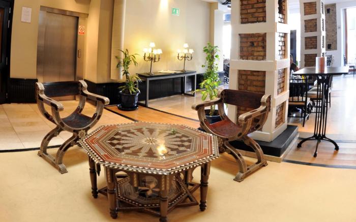 Atarazanas Malaga Boutique Hotel