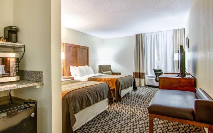 Comfort Inn & Suites