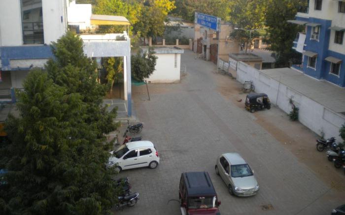 Hotel Midway Residency