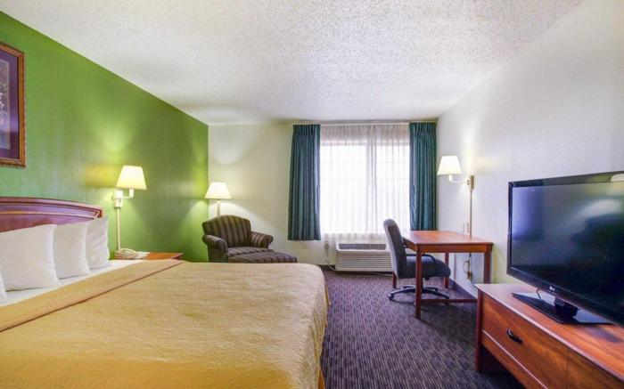 Quality Inn & Suites Airport