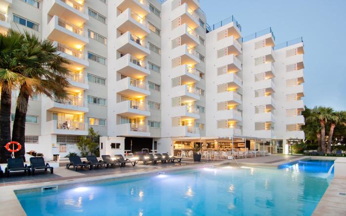 Vistasol Apartments
