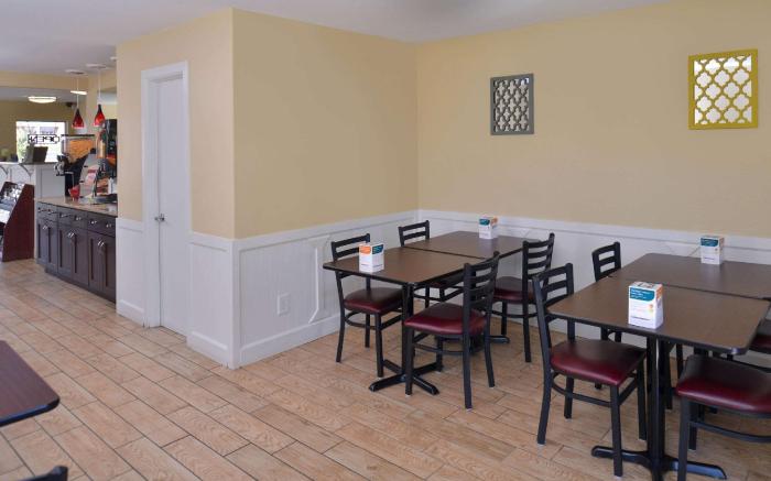 Econo Lodge