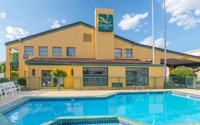 Quality Inn East