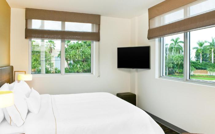 Element Miami Doral