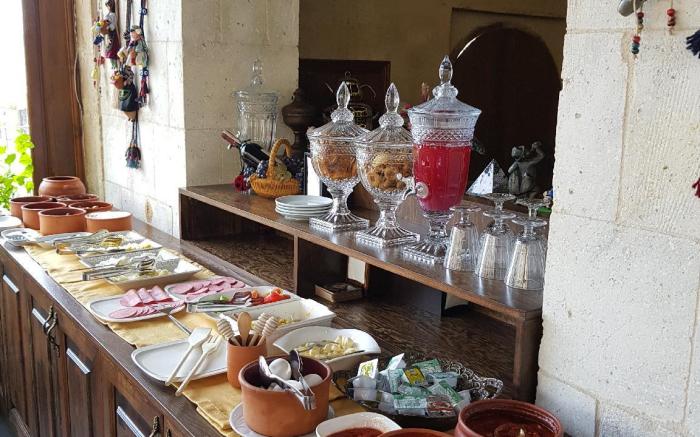 Demisos Caves Hotel