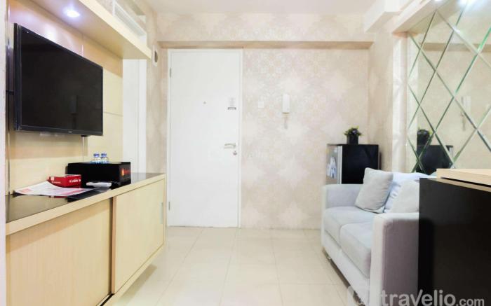 Simply 2BR with Pool View Bassura Apt By Travelio