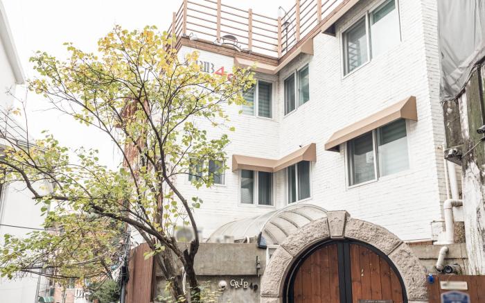 Crib 49 Guesthouse Seoul - foreigner only