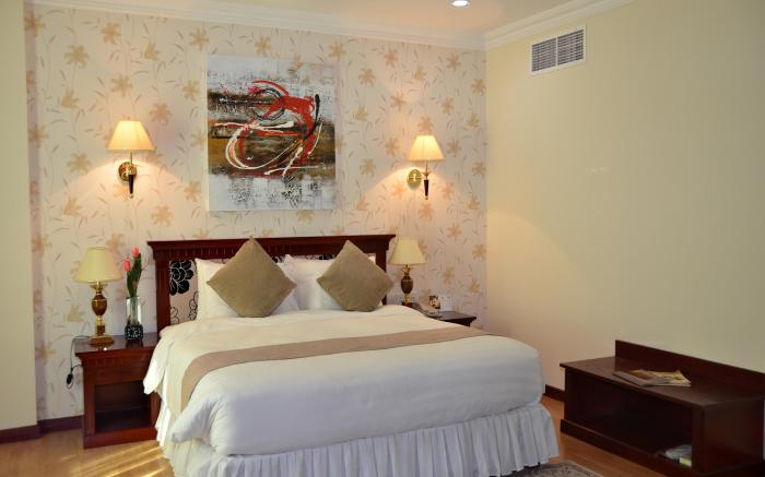 Pars International Hotel