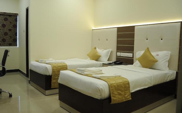 Hotel Saibala Grand Near Airport