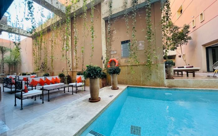 Dellarosa Hotel Suites And Spa