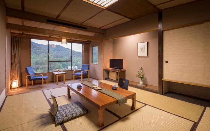 Hotel Senshukaku