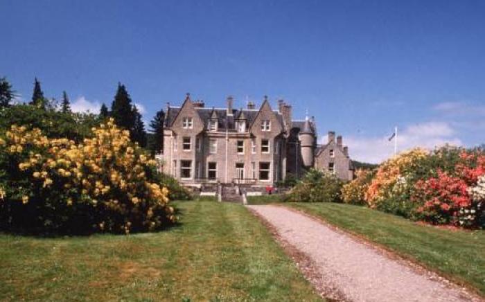 Glengarry Castle Hotel