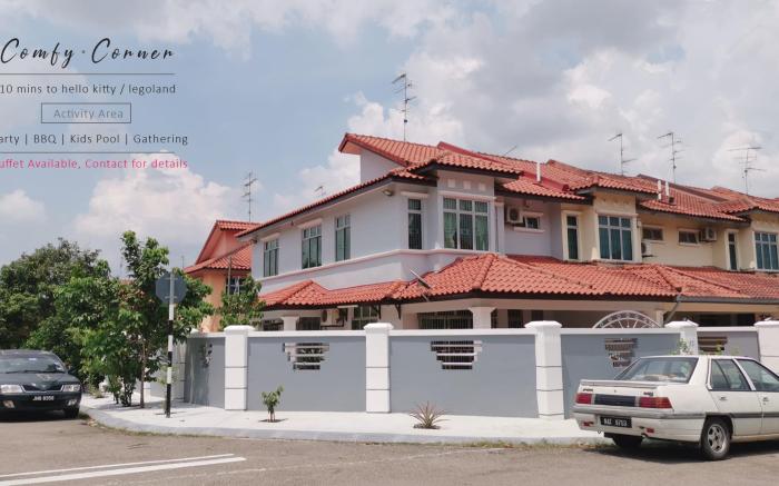 Comfy Corner House 4BR @10 mins legoland 10-16pax
