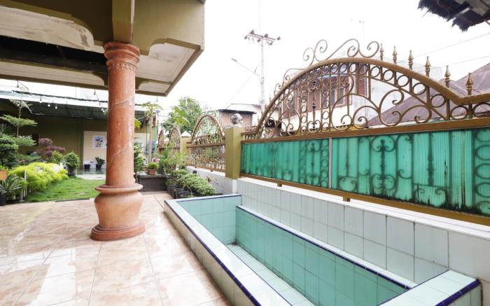 Waroeng Transit and Depary Homestay