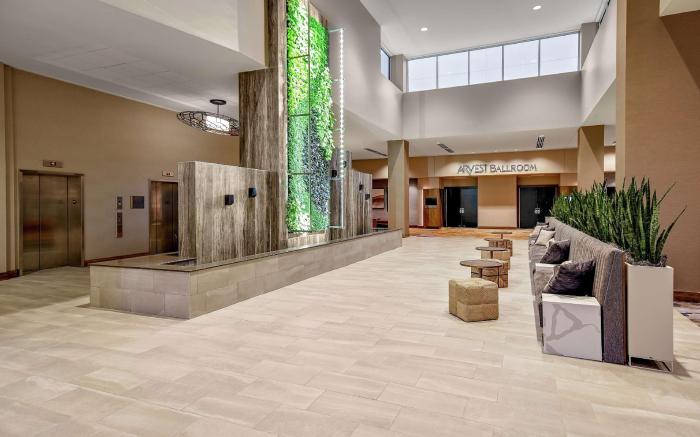Embassy Suites by Hilton Jonesboro Red Wolf Convention Ctr