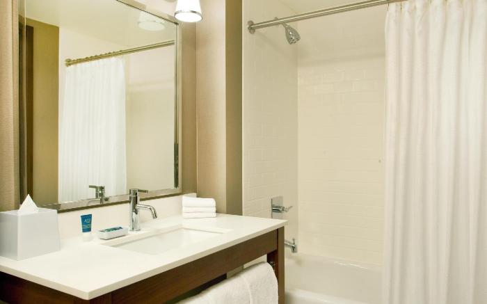 Four Points by Sheraton at Phoenix Mesa Gateway Airport