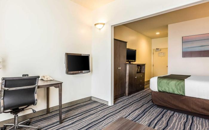 Ramada Suites by Wyndham San Diego