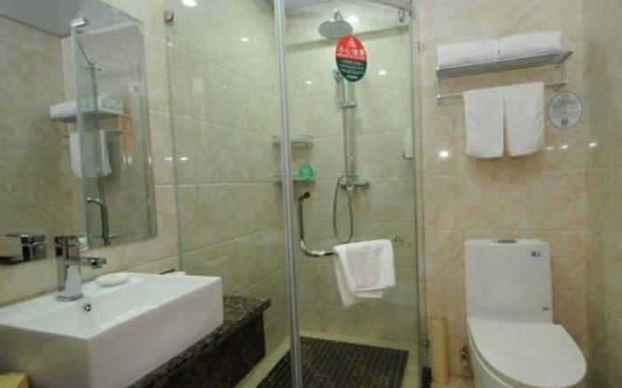 GreenTree Inn Anhui Yaohai District MingGuang Road Bus Station Express Hotel