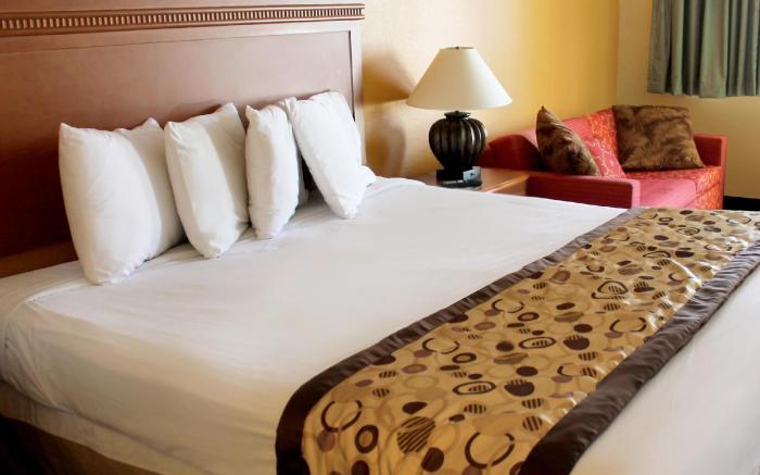 Americas Best Value Inn "FROST BANK CENTER"