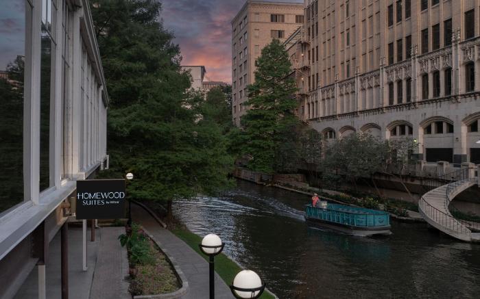Homewood Suites By Hilton San Antonio-Riverwalk - Downtown Hotel