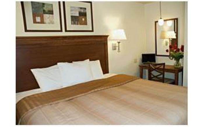 Candlewood Suites Springfield By IHG