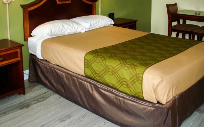 Econo Lodge Texarkana I-30
