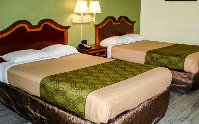 Econo Lodge Texarkana I-30