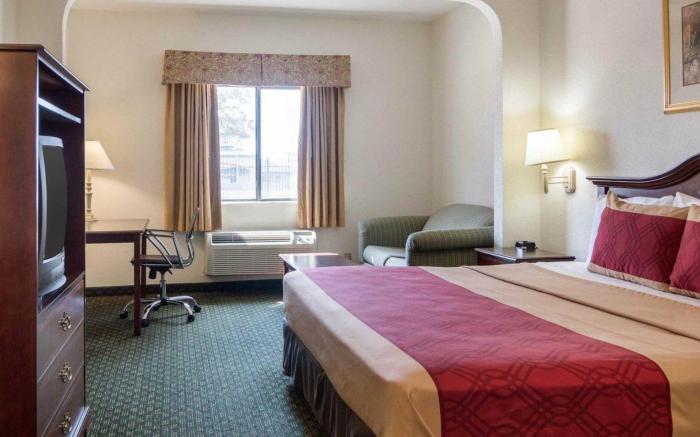 Econo Lodge Weatherford