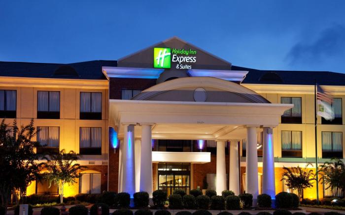 Holiday Inn Express Hotel And Suites Tupelo By IHG