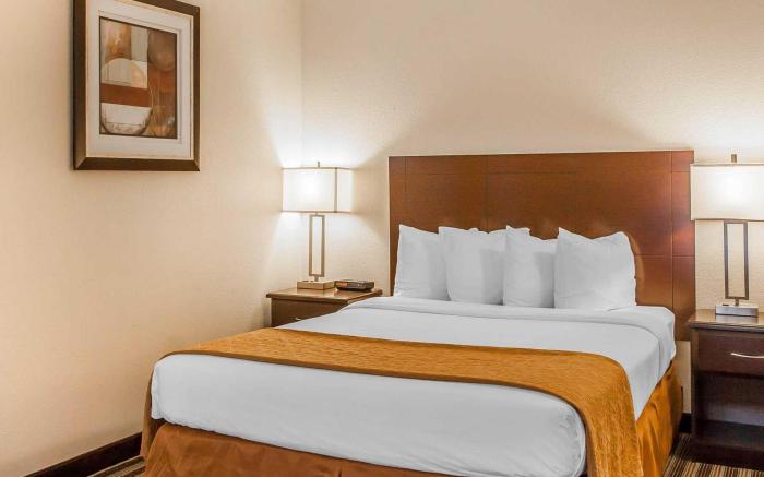 Quality Inn & Suites Vancouver - Hazel Dell