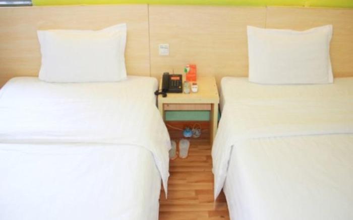 7 Days Inn Chongqing Wanzhou District Gaosuntang Chongbai