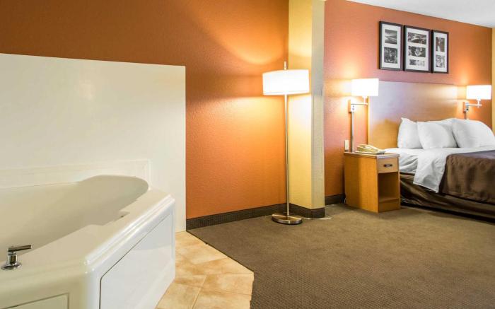 Comfort Inn & Suites Sheboygan I-43