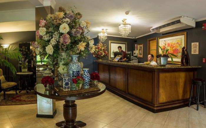 Las Ventanas Suites Hotel