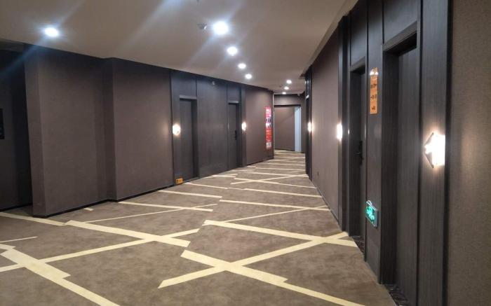 IU Hotel Qingdao Golden Beach Xuejiadao Metro Station