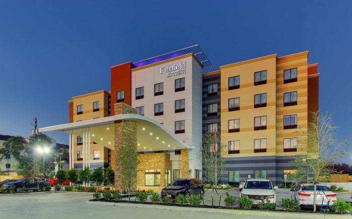 Fairfield Inn & Suites by Marriott Houston Brookhollow