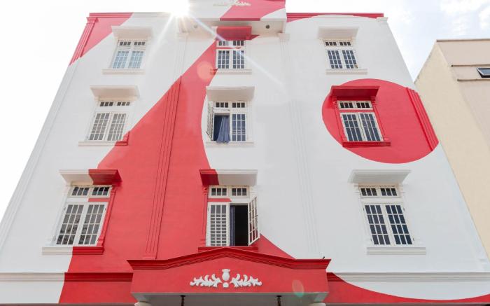 OYO 1111 Pasar Baru Inn