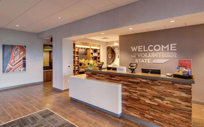Hampton Inn & Suites Nashville North Skyline