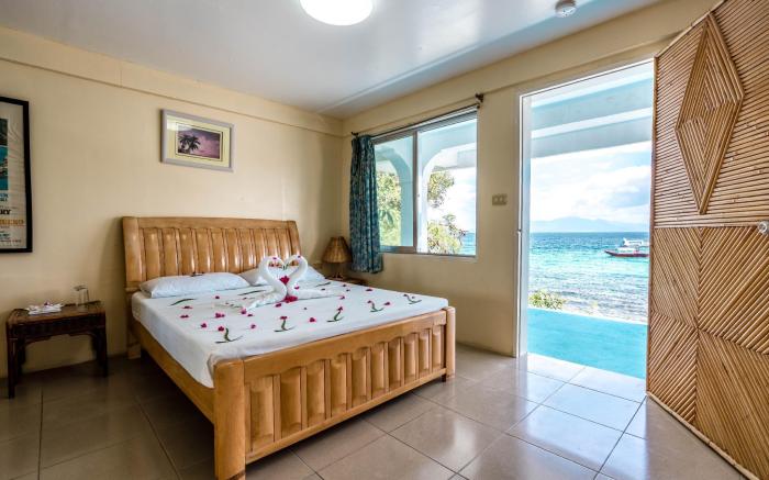 Campbells Beach Resort