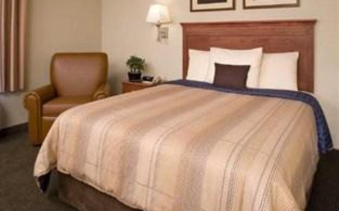 Sonesta Simply Suites Miami Airport Doral.