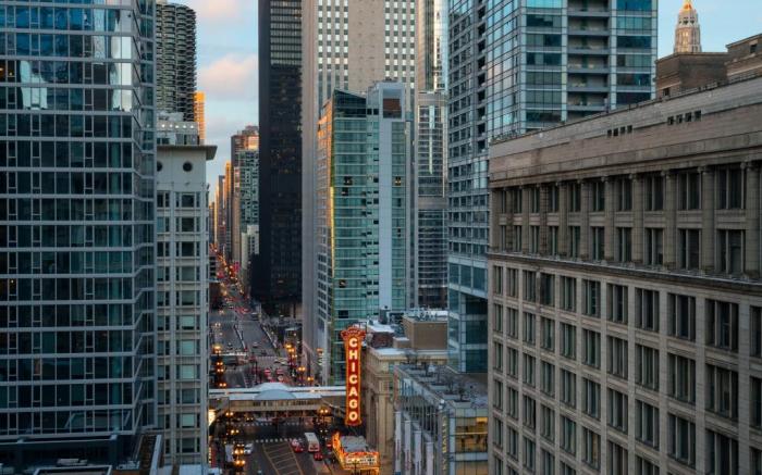 Staypineapple, An Iconic Hotel, The Loop