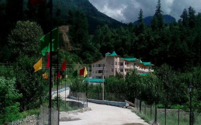 Snow Touch Resort by Sriniwasa Hotels