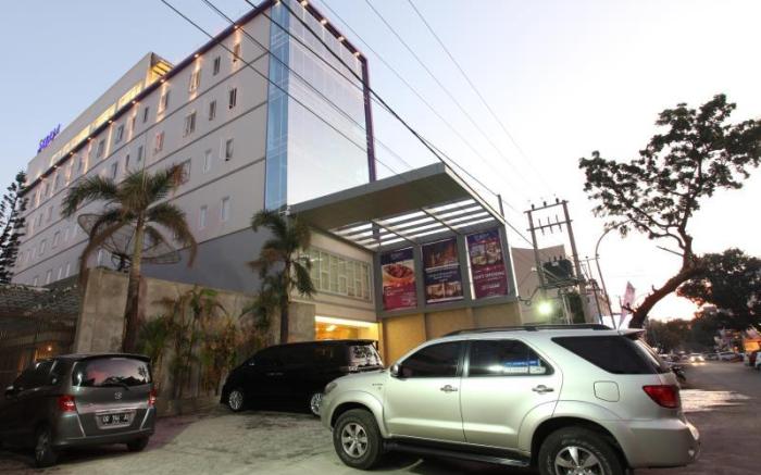 WThree Premier Hotel