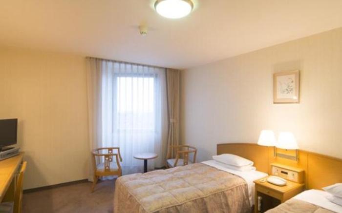 Sky Hotel Uozu Annex