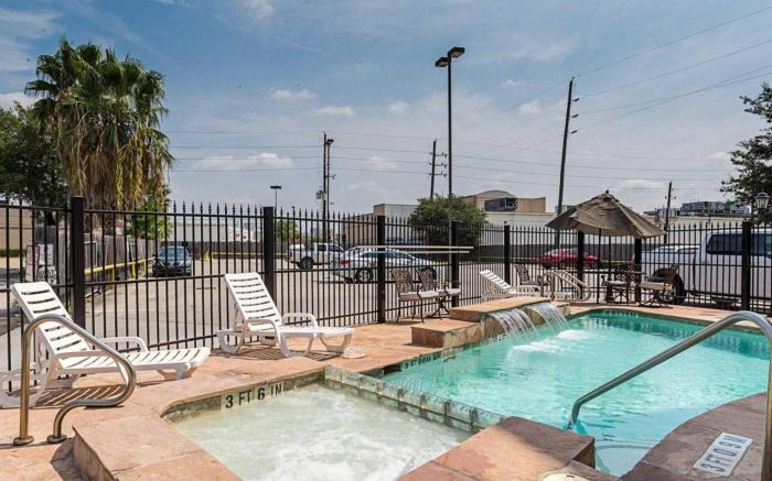 Comfort Suites near Texas Medical Center - NRG Stadium