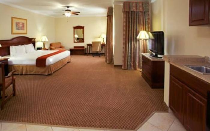 Holiday Inn Express & Suites Houston East, by IHG